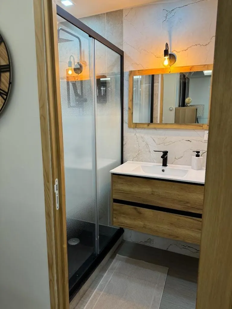 شقة Appartement Cosy نيس